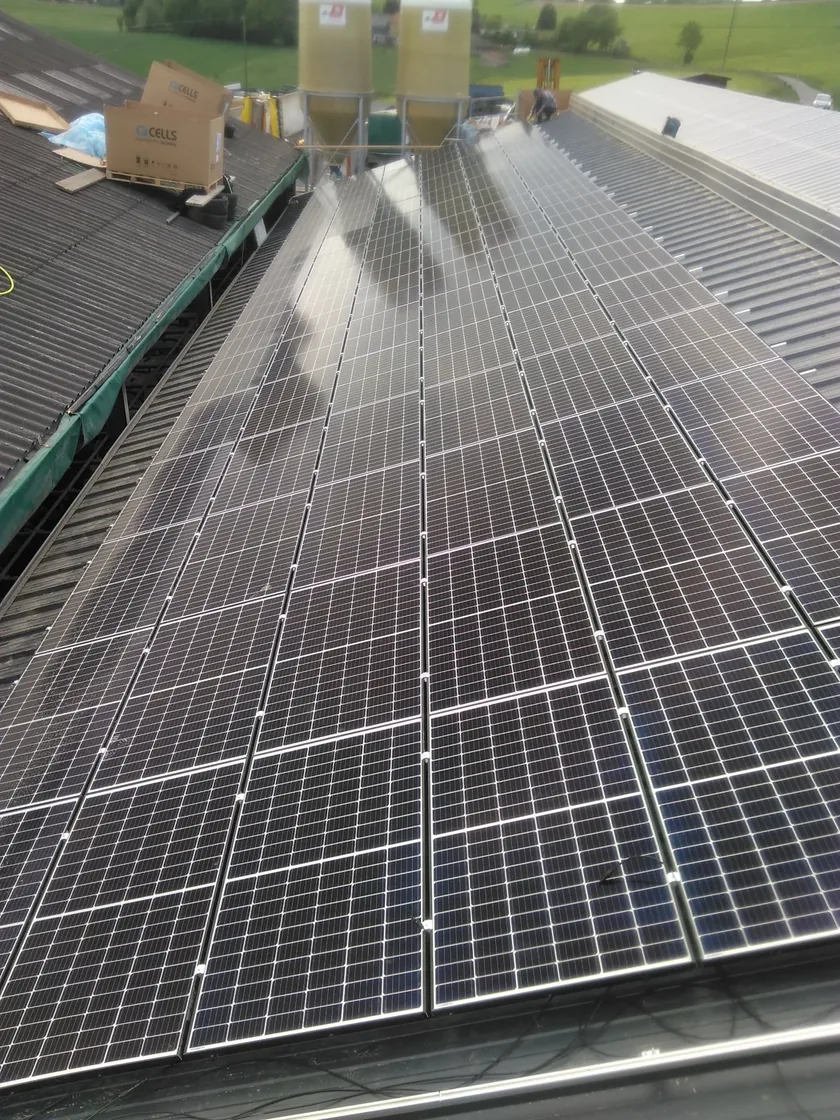 Photovoltaikmodule auf einer Dachfläche